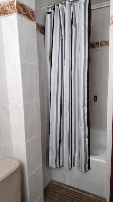 Apartamento Turistico Zaragoza Buitenkant foto